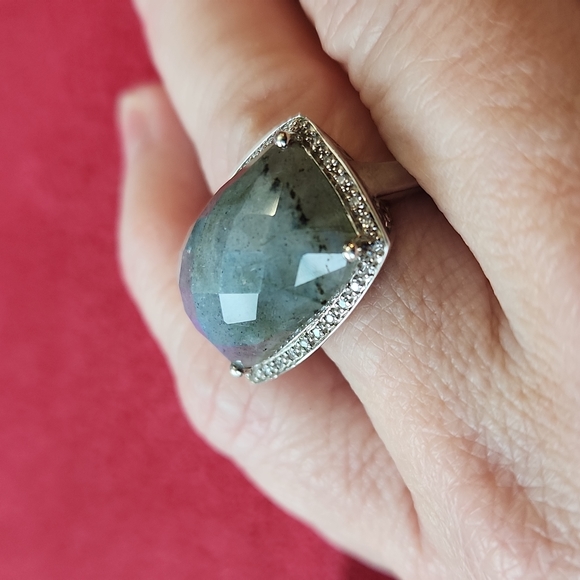 Labradorite Sterling and Diamond Ring - Picture 2 of 3